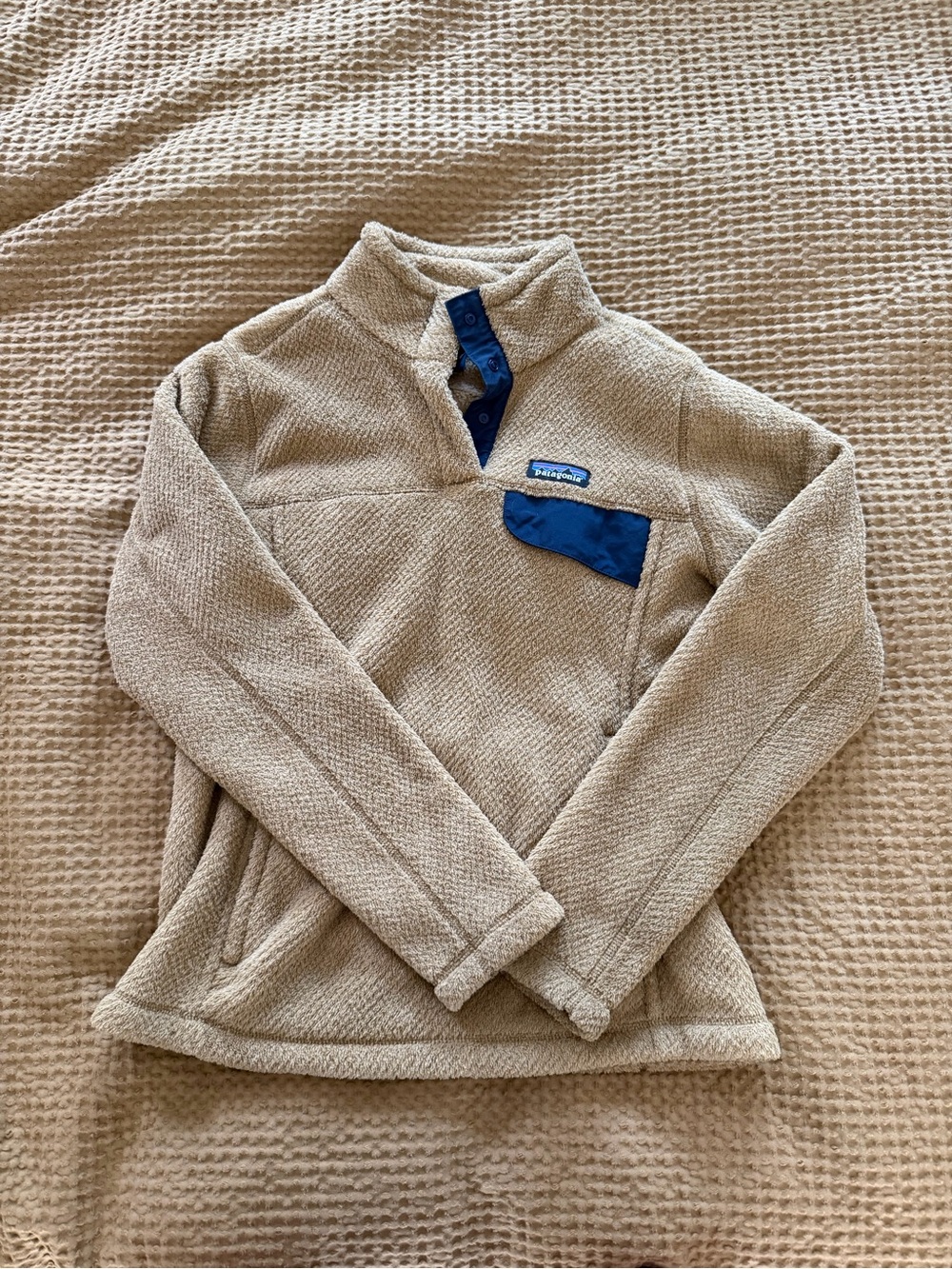 Patagonia re-tool, snap T pullover, camel brown / navy blue